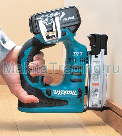 Аккумуляторный штифтозабиватель Makita DPT351RFE Аккумуляторный штифтозабиватель Makita DPT351RFE